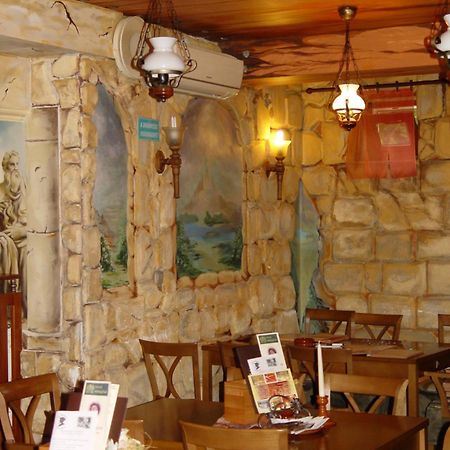 Don Quijote Koezepkori Panzio Es Etterem Hotel Lenti Ngoại thất bức ảnh