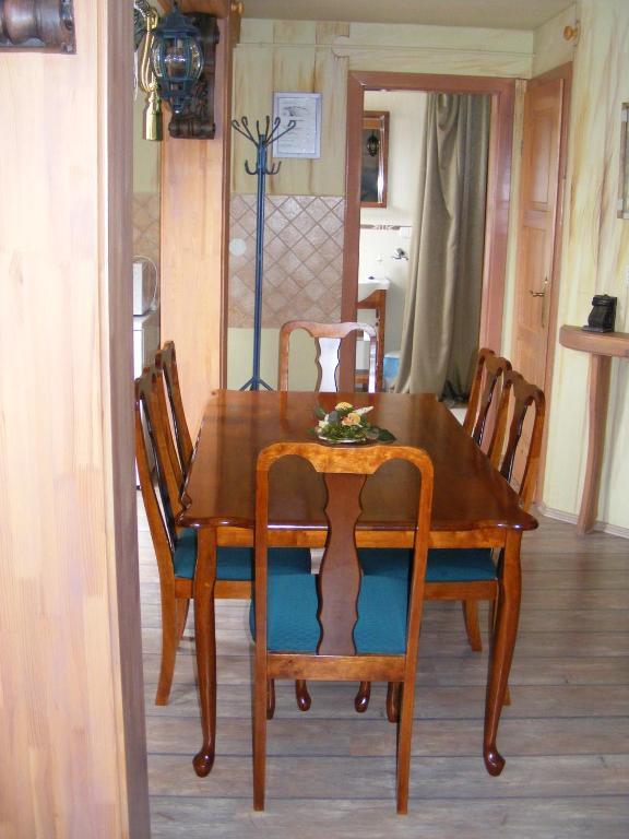 Don Quijote Koezepkori Panzio Es Etterem Hotel Lenti Phòng bức ảnh